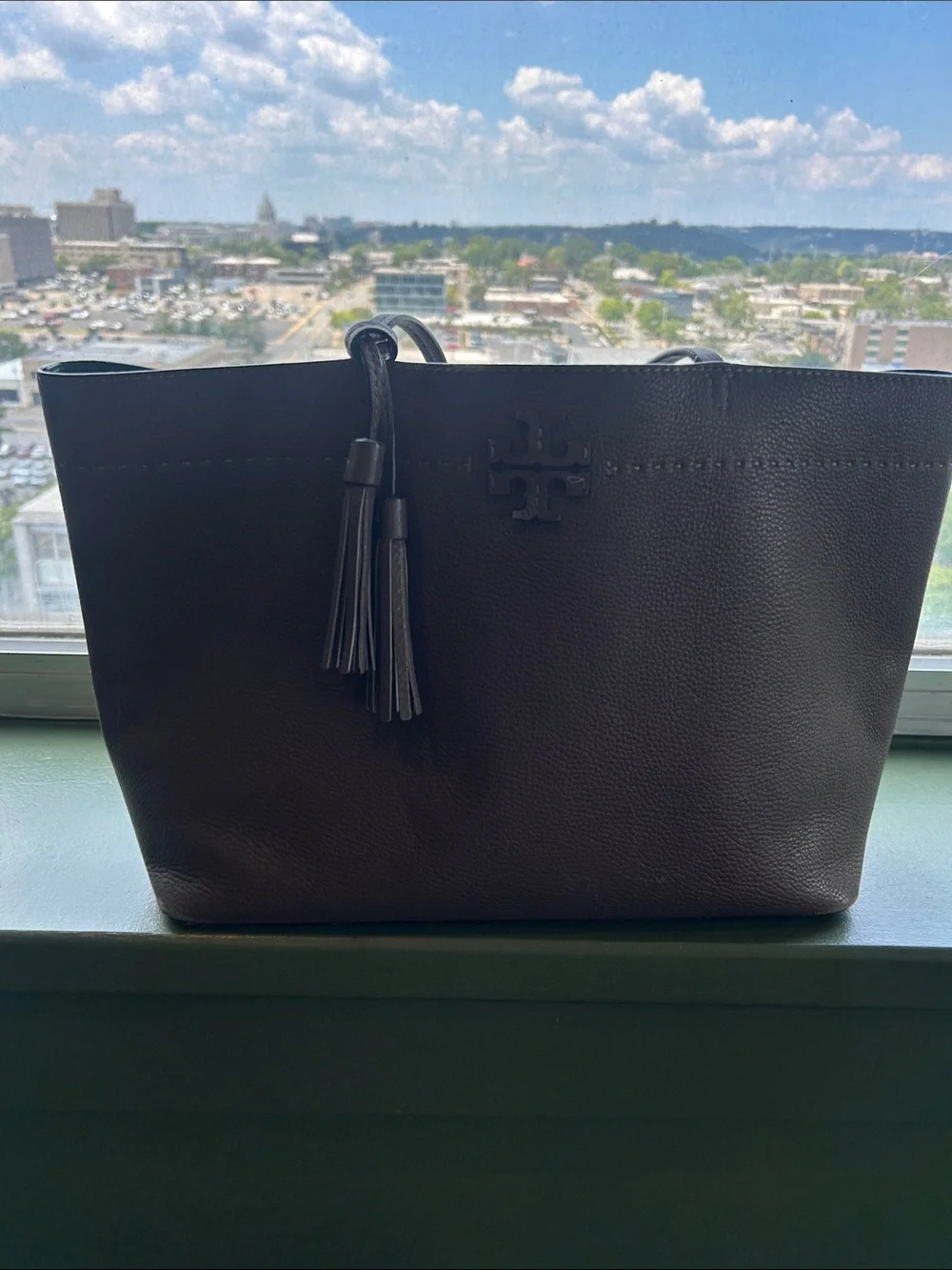 Tory Burch griege Leather Tote with Tassel Logo
